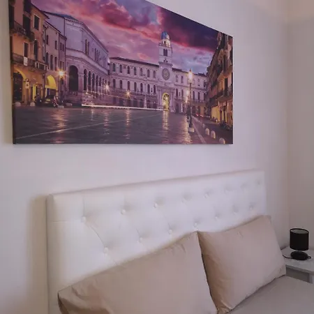 Piazzale Stazione Guest house